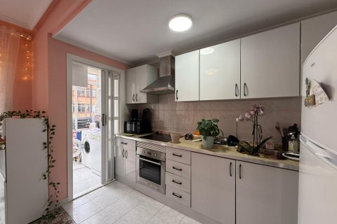 Продажа квартиры в Торревьеха, Аликанте, Испания 1 спальня, 59м2 №184349 - фото 4