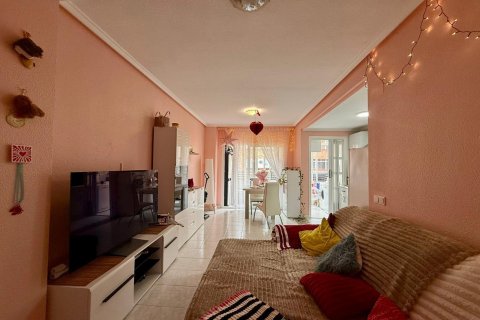 Продажа квартиры в Торревьеха, Аликанте, Испания 1 спальня, 59м2 №184349 - фото 2
