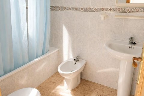 Wohnung zum Verkauf in Torrevieja, Alicante, Spanien 2 Schlafzimmer, 59 m2 Nr. 184346 - Foto 4