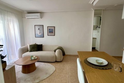 Apartment for sale in Torrevieja, Alicante, Spain 2 bedrooms, 47 sq.m. No. 184345 - photo 2