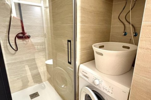 Apartment for sale in Torrevieja, Alicante, Spain 1 bedroom, 57 sq.m. No. 183400 - photo 8
