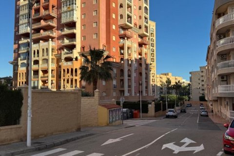 Huoneisto myytävänä Torrevieja, Alicante, Espanja, 1 makuuhuone, 49 m2 No. 183396 - kuva 10