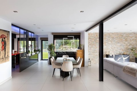 Villa à vendre à Cabrils, Barcelona, Espagne, 5 chambres, 468 m2 No. 164323 - photo 6