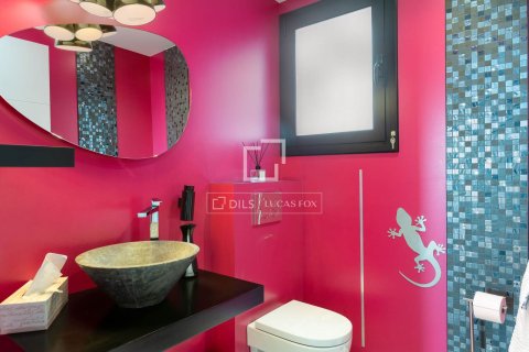 Villa à vendre à Cabrils, Barcelona, Espagne, 5 chambres, 468 m2 No. 164323 - photo 24