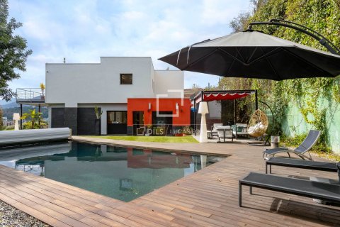 Huvila myytävänä Cabrils, Barcelona, Espanja, 5 makuuhuonetta, 468 m2 No. 164323 - kuva 30