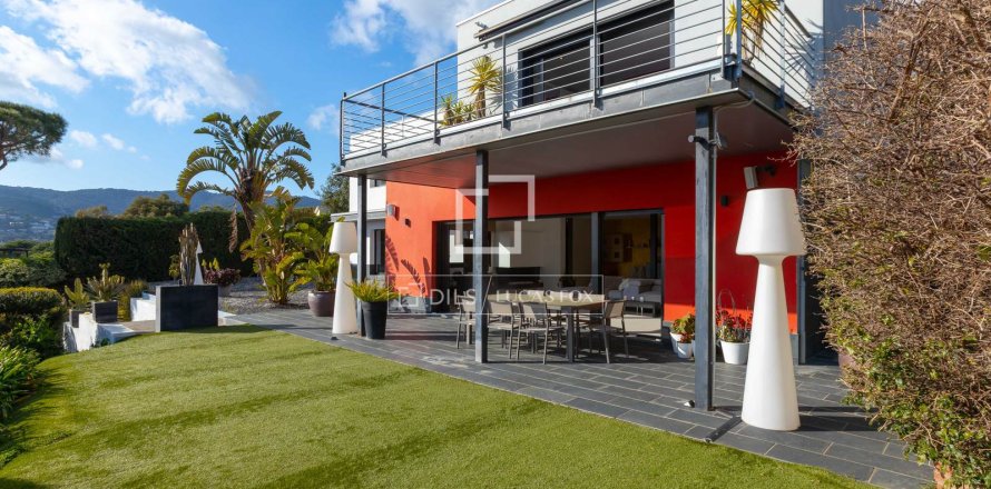 Villa à Cabrils, Barcelona, Espagne 5 chambres, 468 m2 No. 164323