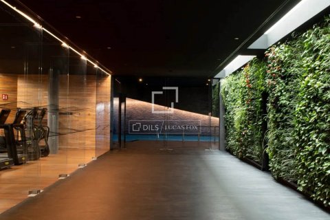 Huoneisto myytävänä Barcelona, Espanja, 3 makuuhuonetta, 228 m2 No. 164329 - kuva 8