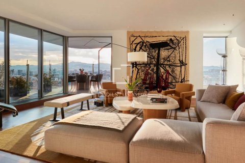Huoneisto myytävänä Barcelona, Espanja, 3 makuuhuonetta, 228 m2 No. 164329 - kuva 3