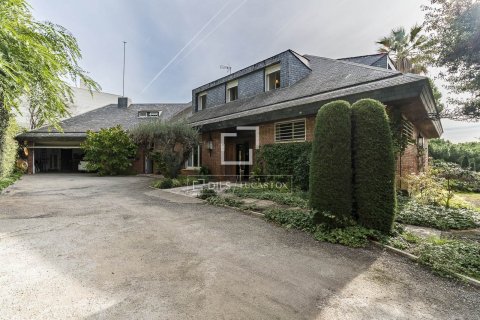 Villa à vendre à Barcelona, Espagne, 10 chambres, 750 m2 No. 164325 - photo 9