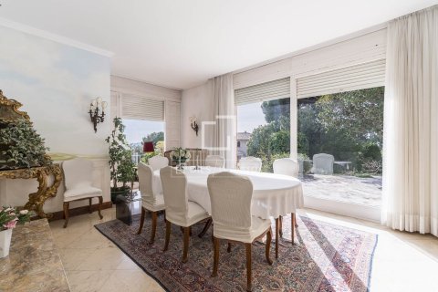 Villa à vendre à Barcelona, Espagne, 10 chambres, 750 m2 No. 164325 - photo 4