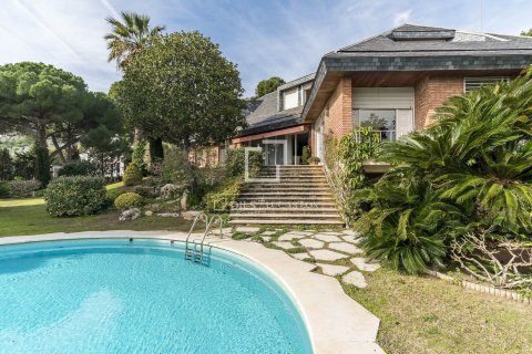 Villa à vendre à Barcelona, Espagne, 10 chambres, 750 m2 No. 164325 - photo 7