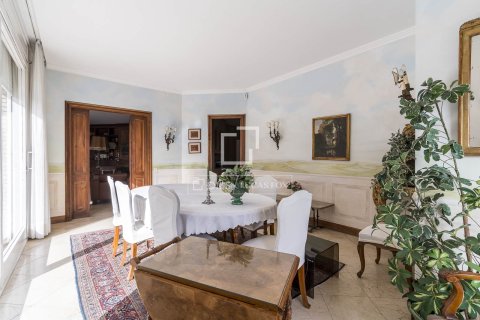 Villa à vendre à Barcelona, Espagne, 10 chambres, 750 m2 No. 164325 - photo 21