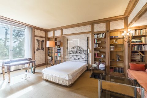 Villa à vendre à Barcelona, Espagne, 10 chambres, 750 m2 No. 164325 - photo 23