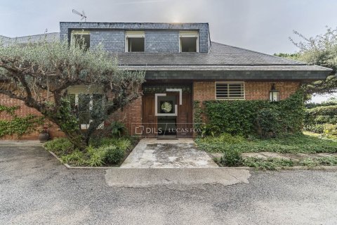 Villa à vendre à Barcelona, Espagne, 10 chambres, 750 m2 No. 164325 - photo 10