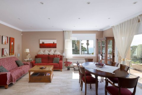 Villa à vendre à Premia De Dalt, Barcelona, Espagne, 4 chambres, 290 m2 No. 164324 - photo 6