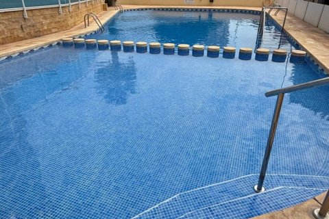 Huoneisto vuokrattavana Villajoyosa, Alicante, Espanja, 3 makuuhuonetta, 99 m2 No. 133089 - kuva 1