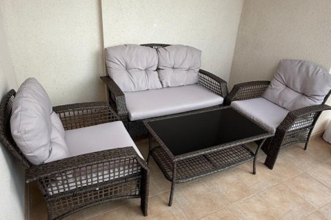 Huoneisto vuokrattavana Villajoyosa, Alicante, Espanja, 3 makuuhuonetta, 99 m2 No. 133089 - kuva 11