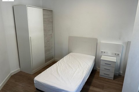 Аренда квартиры Валенсия, Испания 2 спальни, 105м2 №133090 - фото 13