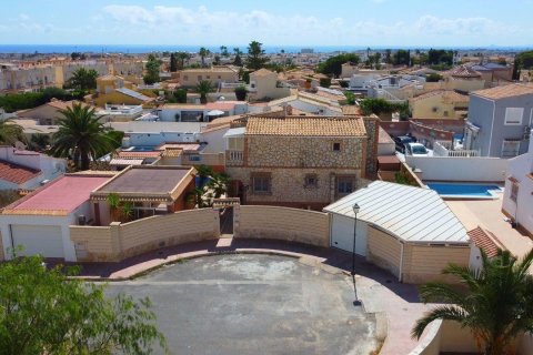 Villa for sale Alicante, Spain 4 bedrooms, 79 sq.m. No. 133094 - photo 4