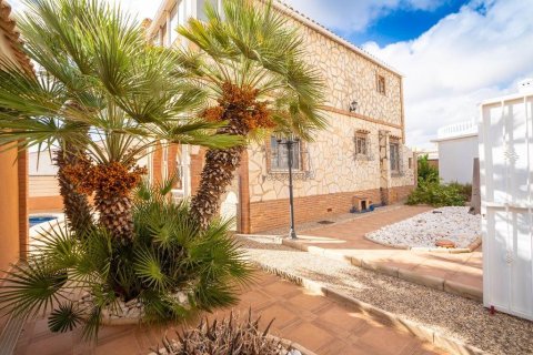Villa for sale Alicante, Spain 4 bedrooms, 79 sq.m. No. 133094 - photo 21