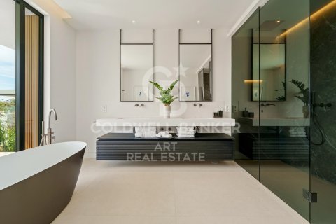 House for sale in Benahavis, Malaga, Spain 6 bedrooms, 636 sq.m. No. 157544 - photo 8