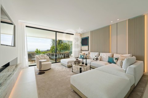 House for sale in Benahavis, Malaga, Spain 6 bedrooms, 636 sq.m. No. 157544 - photo 3