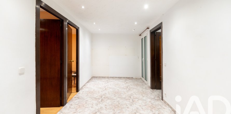 Dzīvoklis Barcelona, Spānijā 4 istabas, 72 m2 Nr. 152383