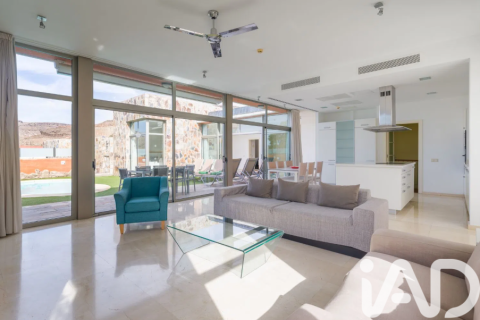 House à vendre à Mogan, Gran Canaria, Espagne, 3 chambres, 270 m2 No. 152380 - photo 8