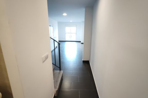 Duplex à vendre à Benicarlo, Castellon, Espagne, 4 chambres, 108 m2 No. 152381 - photo 3