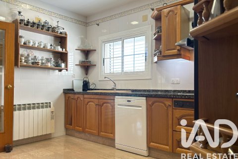 House à vendre à Creixell, Tarragona, Espagne, 5 chambres, 323 m2 No. 152379 - photo 11