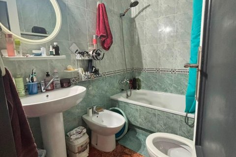 Apartamento en venta en Torrevieja, Alicante, España 1 dormitorio, 42 m2 No. 184338 - foto 4