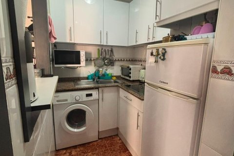 Apartamento en venta en Torrevieja, Alicante, España 1 dormitorio, 42 m2 No. 184338 - foto 5