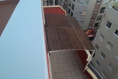 Penthouse for sale in Torrevieja, Alicante, Spain 2 bedrooms, 75 sq.m. No. 184342 - photo 9