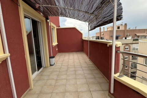 Kattohuoneisto Torrevieja, Alicante, Espanja 2 makuuhuonetta, 75 m2 No. 184342
