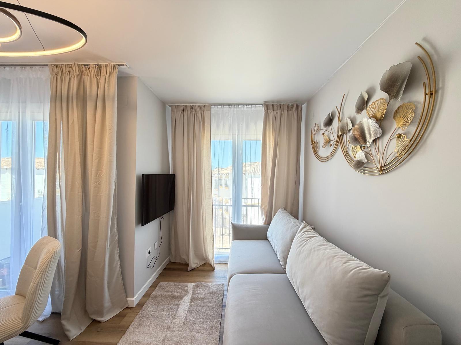 Appartamento a San Miguel de Salinas, Alicante, Spagna 1 camera da letto, 37 mq. N° 184339