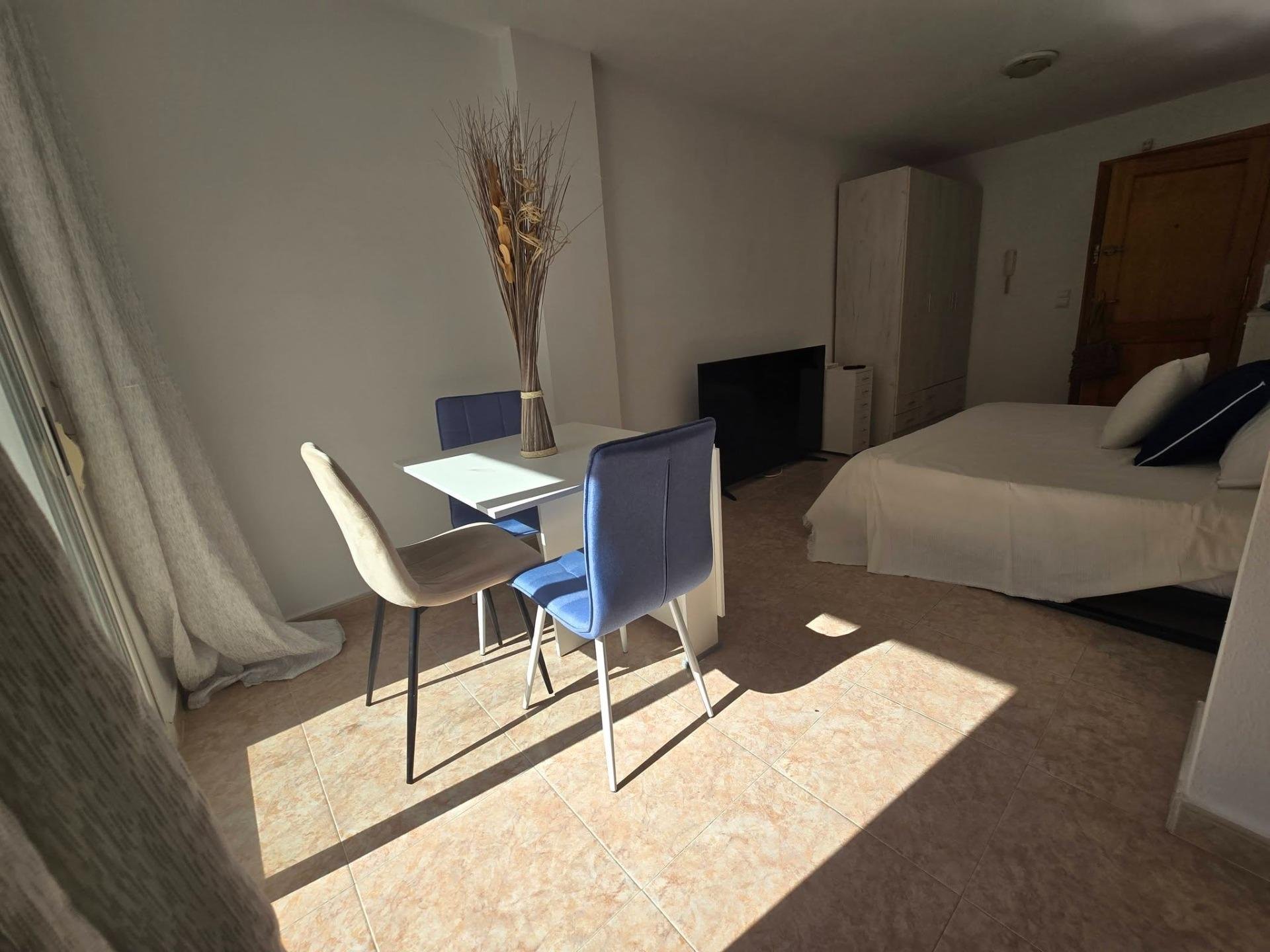Dzīvoklis Torrevieja, Alicante, Spānijā 1 istaba, 45 m2 Nr. 184340