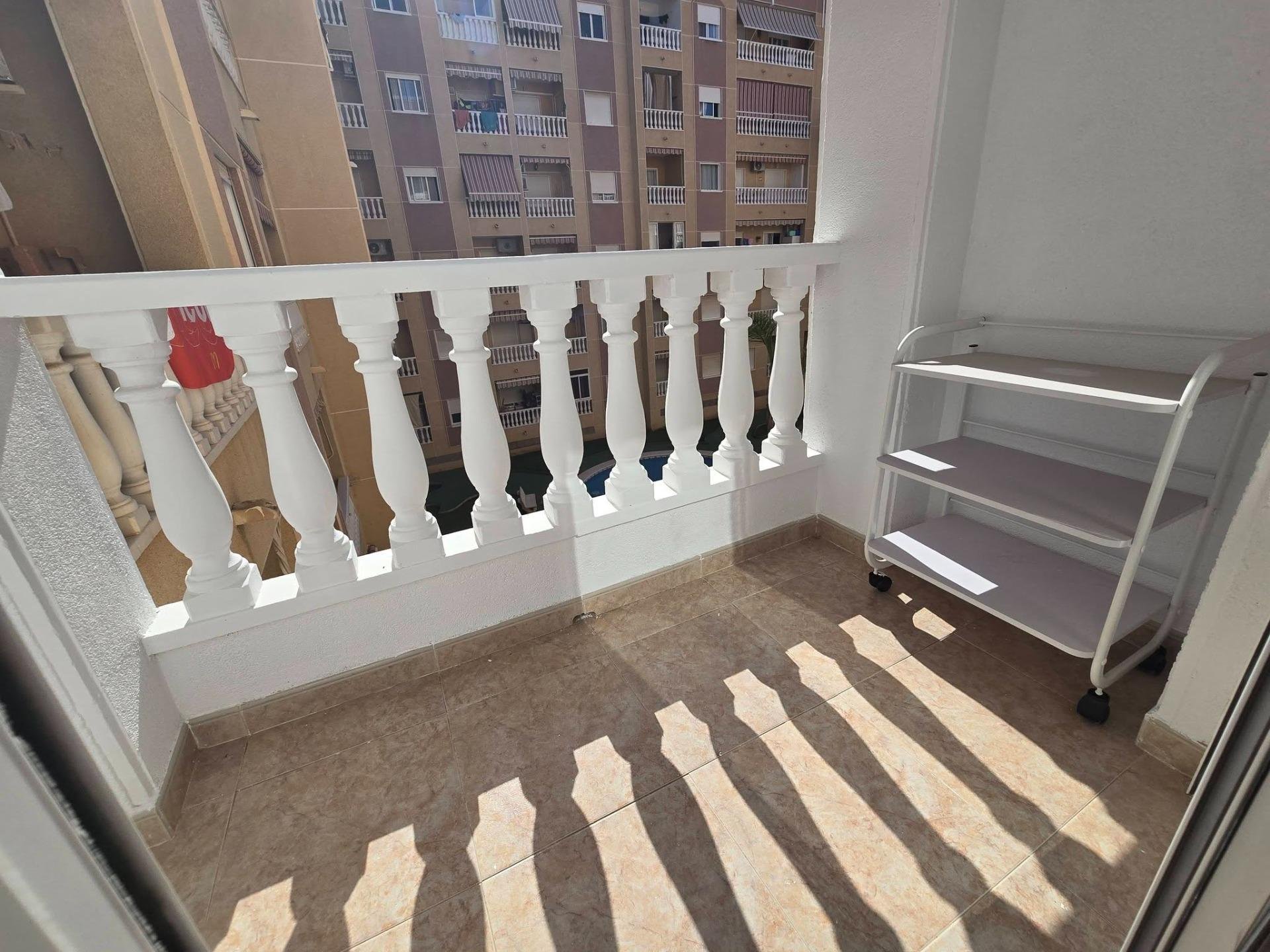 Dzīvoklis Torrevieja, Alicante, Spānijā 1 istaba, 45 m2 Nr. 184340