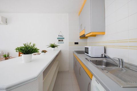 Bungalow for sale in Los Balcones, Alicante, Spain 2 bedrooms, 75 sq.m. No. 184341 - photo 19