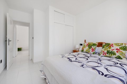 Bungalow for sale in Los Balcones, Alicante, Spain 2 bedrooms, 75 sq.m. No. 184341 - photo 28
