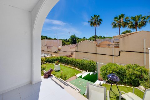 Bungalow for sale in Los Balcones, Alicante, Spain 2 bedrooms, 75 sq.m. No. 184341 - photo 10