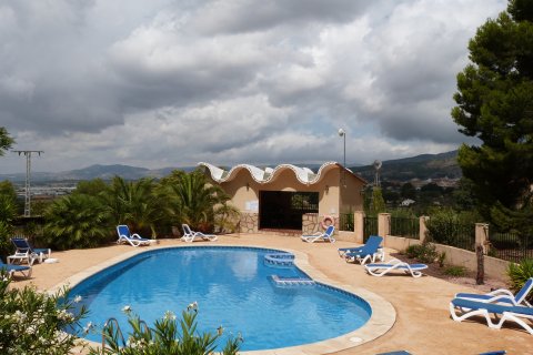 Finca à vendre Ibi, Alicante, Espagne, 15 chambres, 800 m2 No. 138229 - photo 2