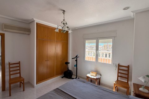 Villa in vendita Alicante, Spagna 4 camere da letto, 176 mq. N° 137743 - foto 11