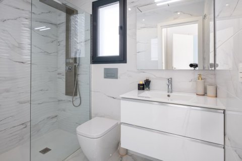 Villa en venta Torrevieja, Alicante, España 3 dormitorios, 106 m2 No. 137744 - foto 23