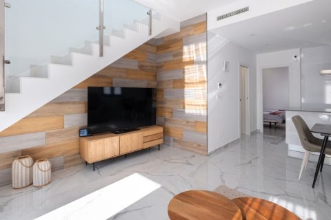 Villa en venta Torrevieja, Alicante, España 3 dormitorios, 106 m2 No. 137744 - foto 5