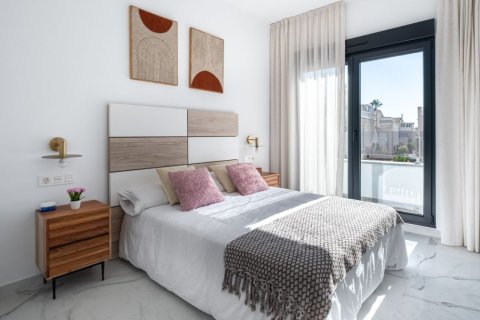 Villa en venta Torrevieja, Alicante, España 3 dormitorios, 106 m2 No. 137744 - foto 20