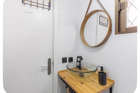 Apartment for sale in Torrevieja, Alicante, Spain 25 sq.m. No. 194960 - photo 13