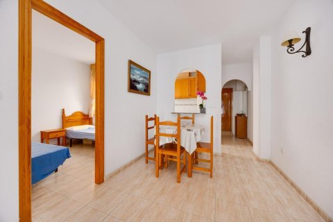 Apartamento en venta en Torrevieja, Alicante, España 1 dormitorio, 65 m2 No. 194958 - foto 5