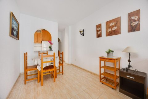 Apartamento en venta en Torrevieja, Alicante, España 1 dormitorio, 65 m2 No. 194958 - foto 8