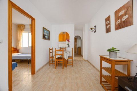 Apartamento en venta en Torrevieja, Alicante, España 1 dormitorio, 65 m2 No. 194958 - foto 6