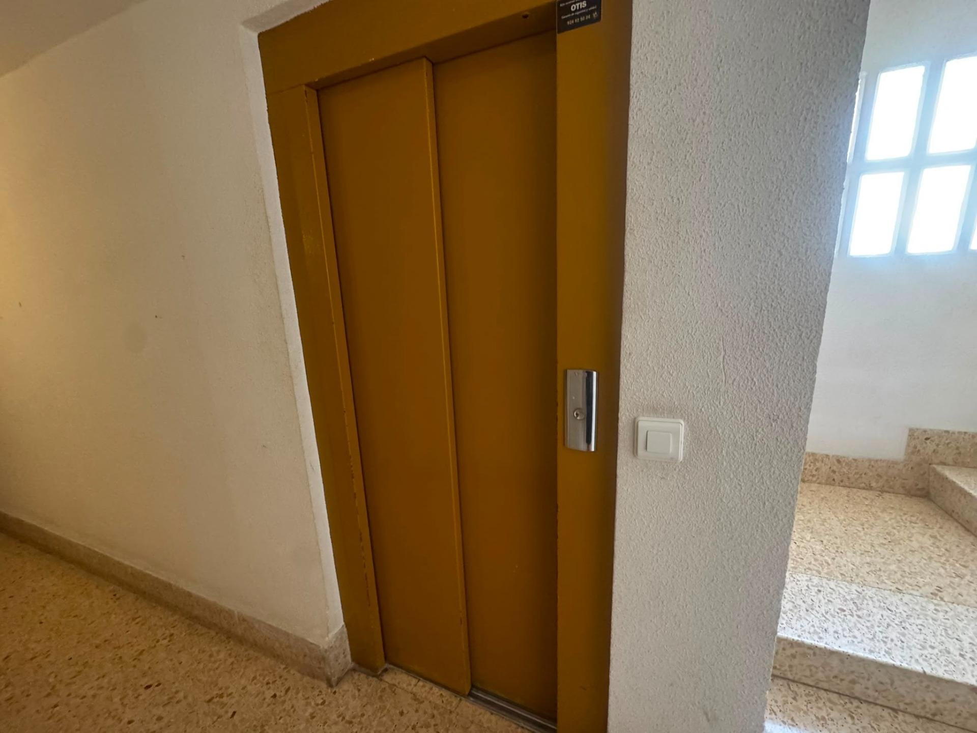 Huoneisto Segorbe, Castellon, Espanja 2 makuuhuonetta, 105 m2 No. 194957
